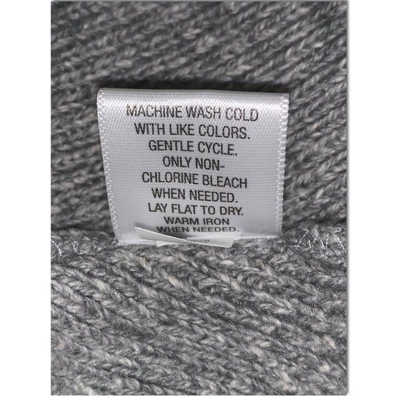 Converse One Star Gray Lightweight Asymmetrical Sweater Size Medium EUC - Picture 6 of 6